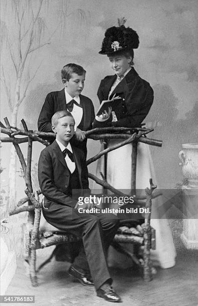 Auguste Viktoria - German Empress, Queen of Prussia*22.10.1858-+- together with her sons Prince Friedrich Wilhelm Victor August Ernst and Prince...