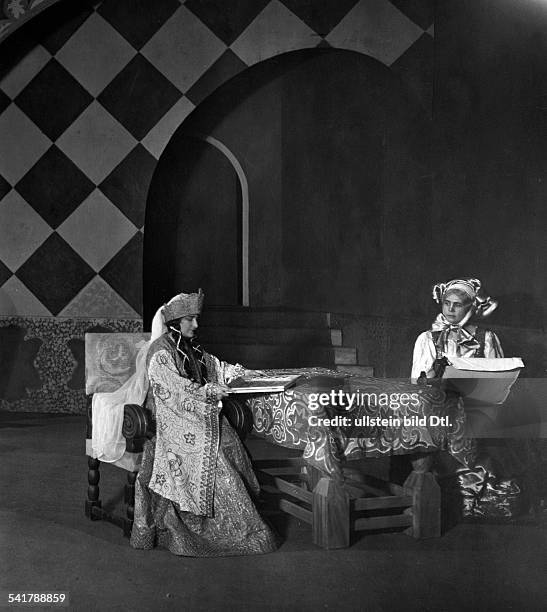 Mussorgsky, Modest Petrovich - Composer, Russia*1839-1881+- works: Boris Godunov, scene with wardress - Photographer: Zander & Labisch- Published by:...
