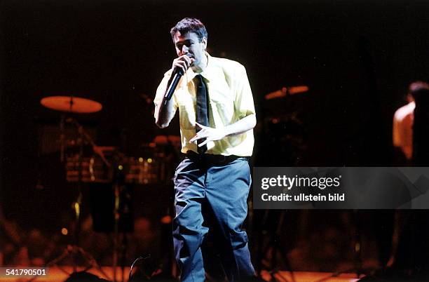 Ad Rock Rapping 304 Rapper Ad Rock Stock Photos, High-Res Pictures, and Images - Getty ...