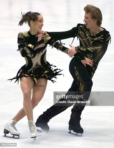 Russians Anjelika Krylova & Oleg Ovsiannikov won the gold medal in the Free Dance competition.