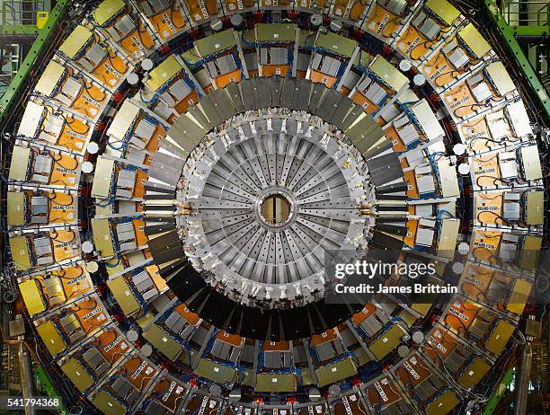 large hadron collider, geneva, switzerland - large hadron collider stockfoto's en -beelden