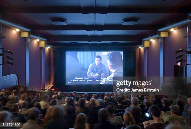 movie theater - cinema screen fotografías e imágenes de stock