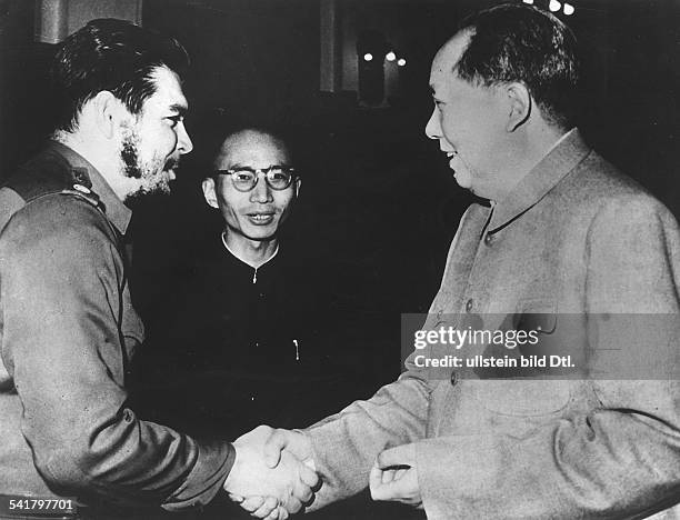 Ernesto Che Guevara *14.06..1967+ Physician, Politcian; Argentina / Cuba Che Guevara meeting Mao in Beijing - 1960