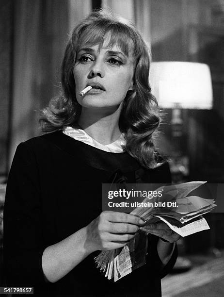 Jeanne Moreau *- Schauspielerin, Frankreichim Film "Eva"Regie: Joseph LoseyI/F 1962