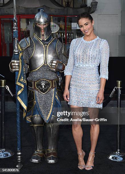 Actress Paula Patton arrives at the premiere of Universal Pictures' 'Warcraft' at TCL Chinese Theatre IMAX on June 6, 2016 in Hollywood, California.