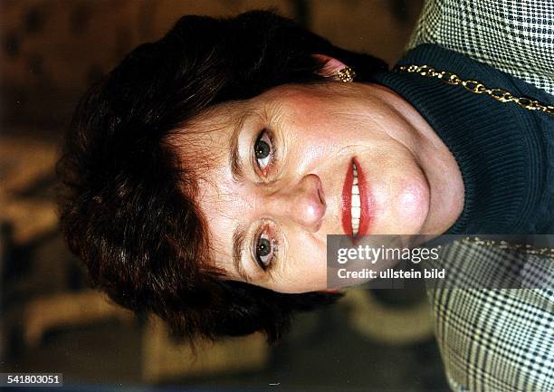 14 Betty Mahmoody Stock Photos, HighRes Pictures, and Images Getty