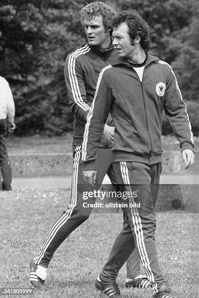 Beckenbauer, Franz *-Fussballspieler , Trainer, DMitglied der Nationalmannschaft 1965-1977Weltmeister 1974/ Europameister 1972- Fussballlehrgang der...