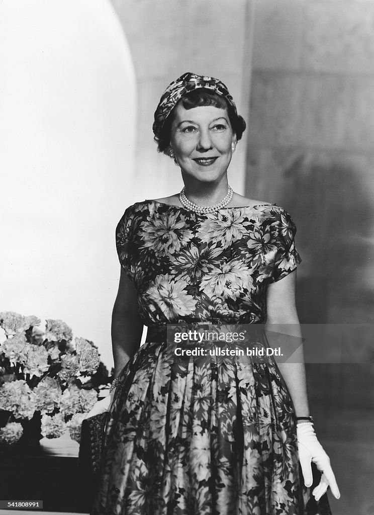 Ehefrau des 34. Präsidenten der USA, Dwight D. EisenhowerPorträt- 1960 ...