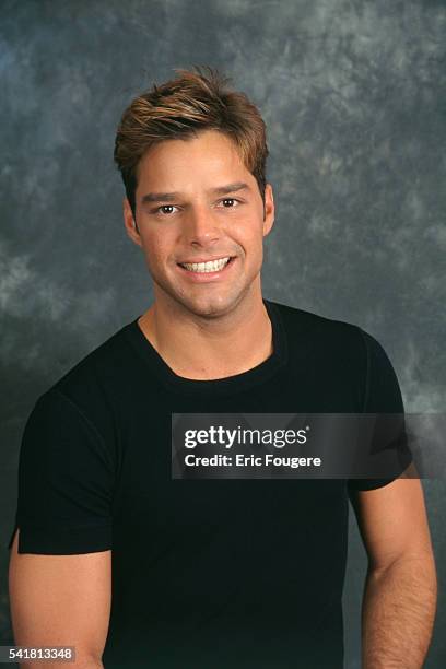 Latin Singer Ricky Martin Ricky Martin 1998 Photos and Premium High Res Pictures - Getty Images