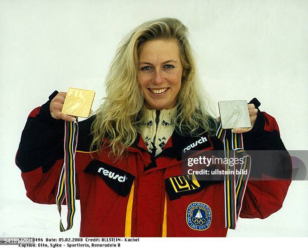 Sportlerin, Rennrodeln DWeltmeisterschaft in St. Moritz:- mit ihrer Goldmedaille im Einzel und der Silbermedaille mit der Mannschaft