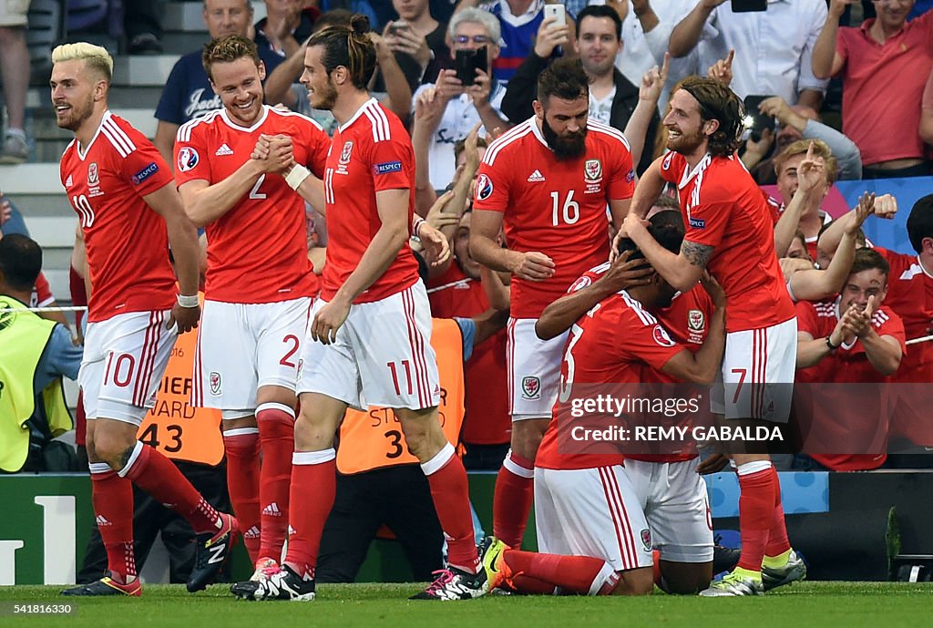 FBL-EURO-2016-MATCH27-RUS-WAL