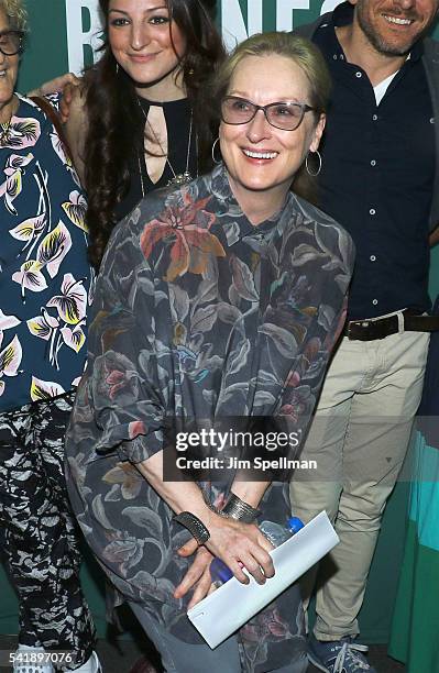 Actress Meryl Streep attends the "Walking The Dog" special reading at Barnes & Noble Union Square on June 20, 2016 in New York City.