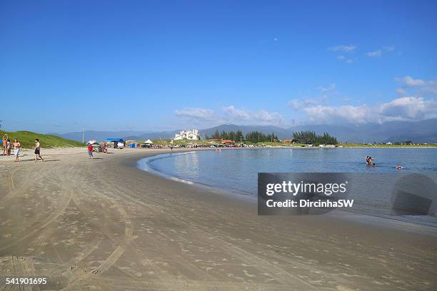 ponta do papagaio beach - santa catarina - brazil - papagaio stockfoto's en -beelden