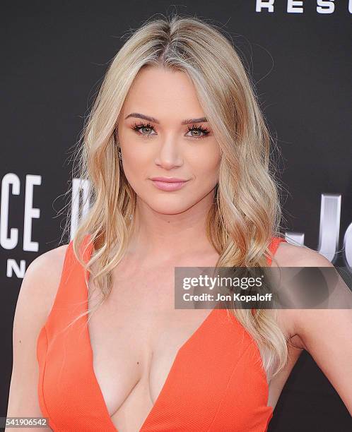 Actress Hunter King arrives at the Los Angeles Premiere "Independence Day: Resurgence" at TCL Chinese Theatre on June 20, 2016 in Hollywood,...