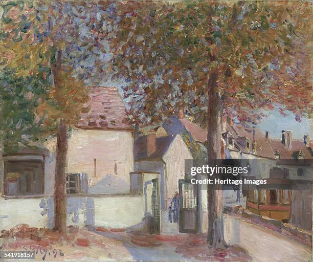 Moret-sur-Loing ', 1892. Artist: Alfred Sisley.