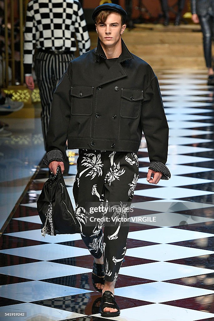 Dolce & Gabbana - Runway - Milan Men's Fashion Week SS17