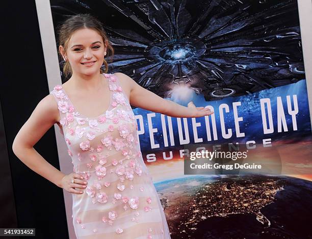 Actress Joey King arrives at the premiere of 20th Century Fox's "Independence Day: Resurgence" at TCL Chinese Theatre on June 20, 2016 in Hollywood,...