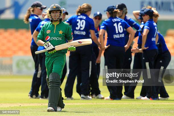 Nain Abidi of Pakistan leaves the field after being out by LBW as England players celebrate during the 1st Royal London ODI match between England...