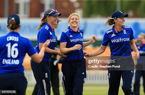 Heather Knight of England and team mates celebrate after bowling out Pakistan for 165 during the 1st Royal London ODI match between England Women and...