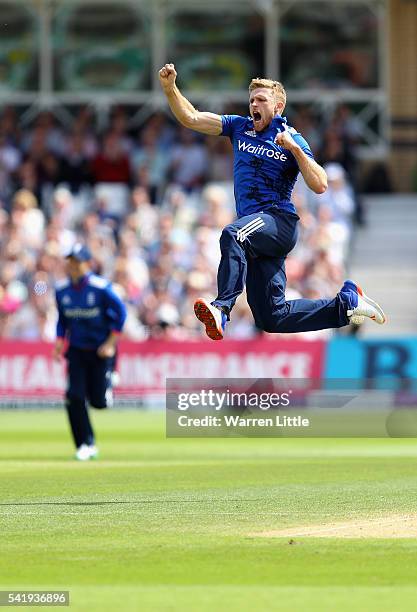 David Willey of England celebrates the wicket of Kusal Perera of Sri Lanka caught by Jaosn Roy of England during of the 1st ODI Royal London One Day...