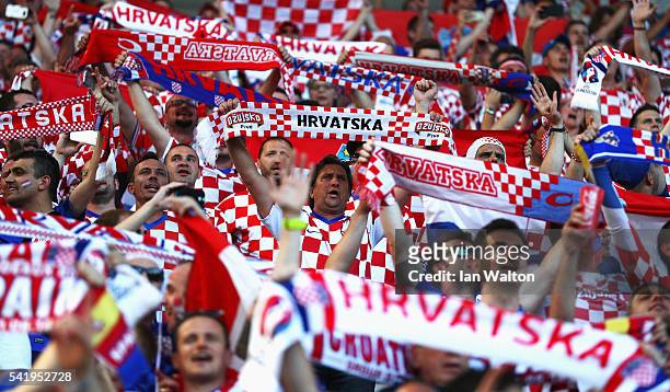 Croatia fans show their support prior to the UEFA EURO 2016 Group D match between Croatia and Spain at Stade Matmut Atlantique on June 21, 2016 in...