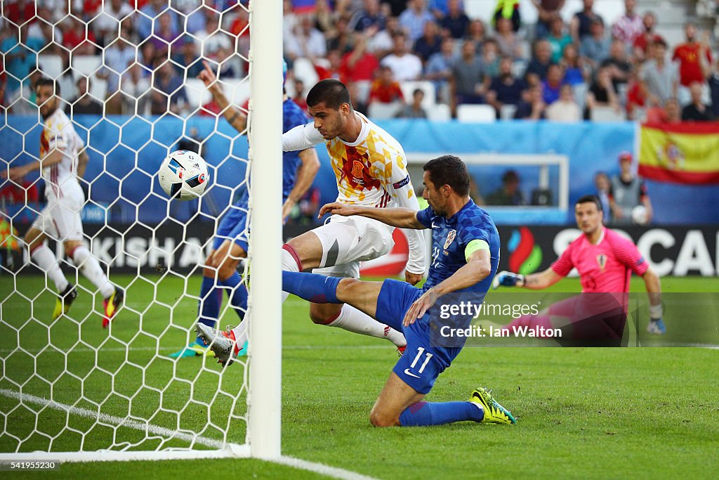 Croatia v Spain - Group D: UEFA Euro 2016