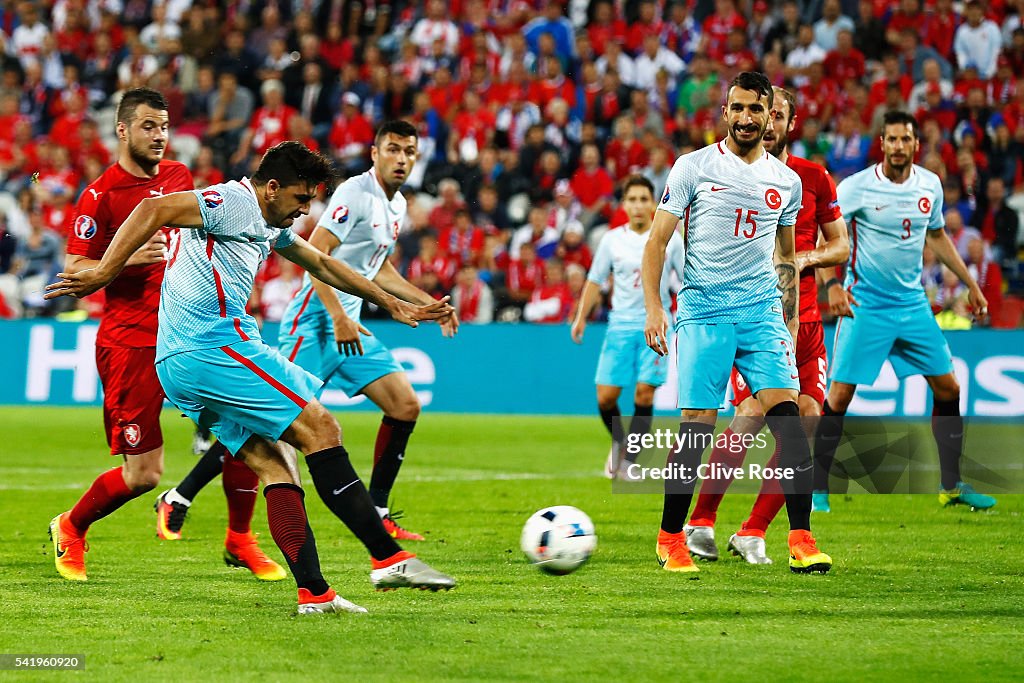 Czech Republic v Turkey - Group D: UEFA Euro 2016