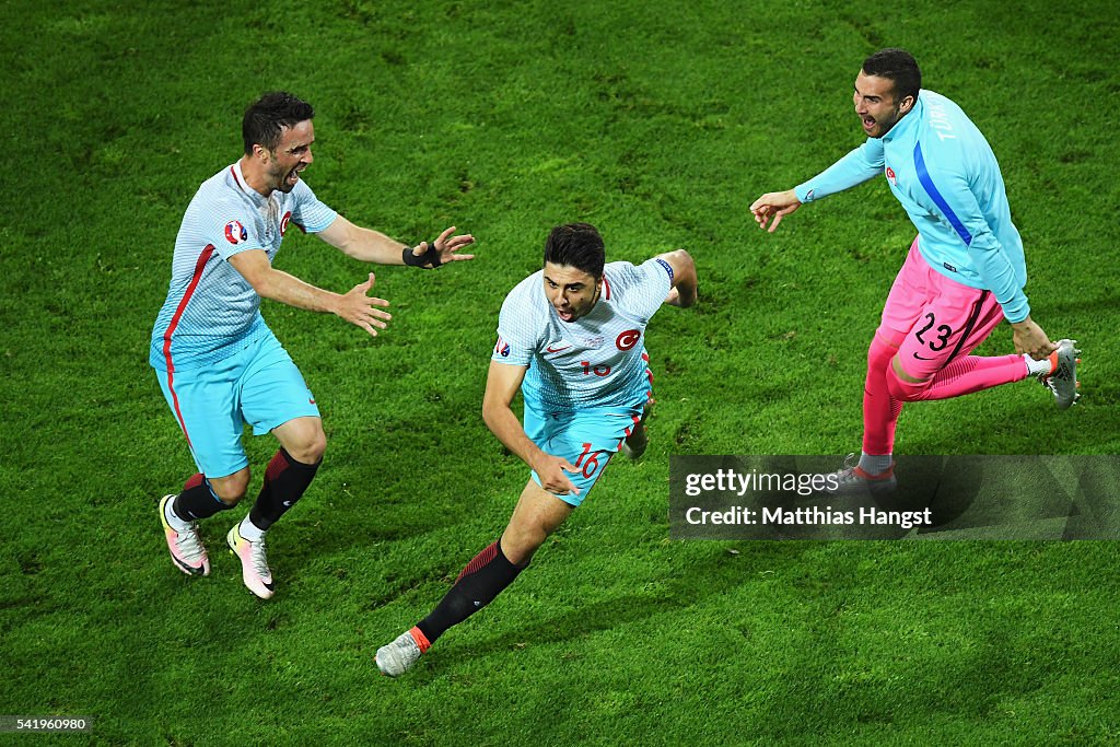 Czech Republic v Turkey - Group D: UEFA Euro 2016