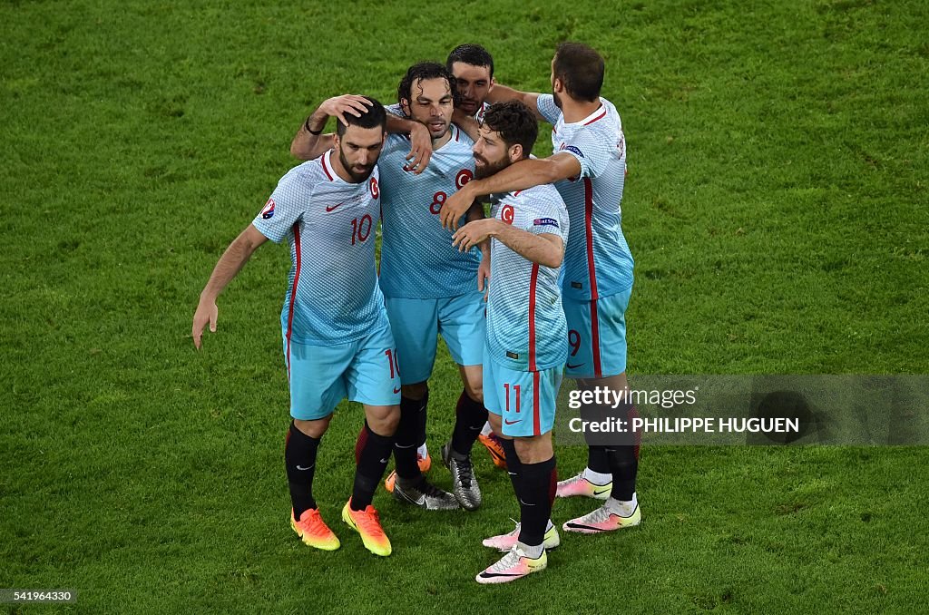 FBL-EURO-2016-MATCH31-CZE-TUR