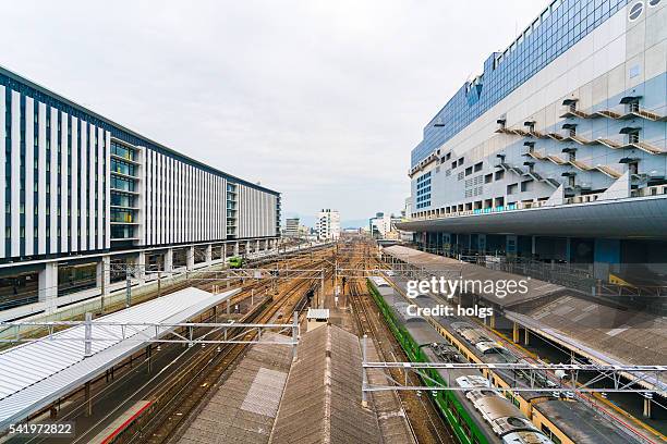 train tracks in kyoto, japan - kyoto station stock pictures, royalty-free photos & images