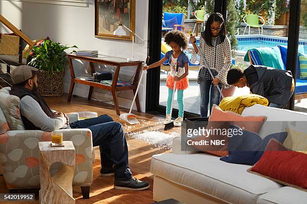 The Interrogation" Episode 108 -- Pictured: Mike Epps as Buck Russell, Aalyrah Caldwell as Maizy Russell, Iman Benson as Tia Russell, Sayeed Shahidi...