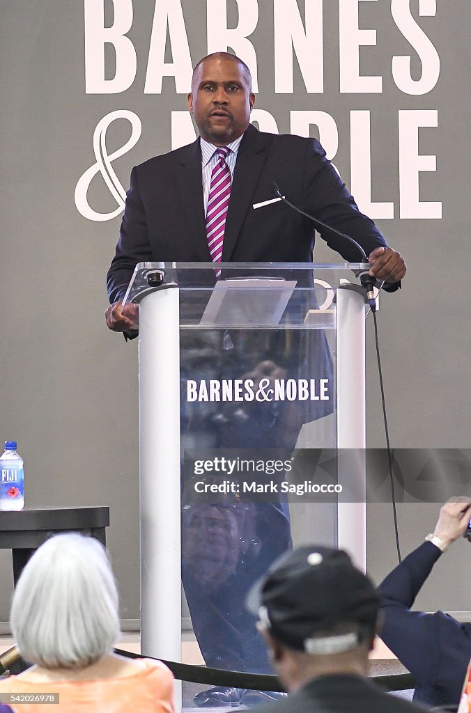 Tavis Smiley Signs Copies Of His New Book "Before You Judge Me: The Triumph And Tragedy Of Michael Jackson's Last Days"