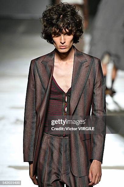 Model walks the runway at the Vivienne Westwood show during Milan Men's Fashion Week Spring/Summer 2017 on June 19, 2016 in Milan, Italy.