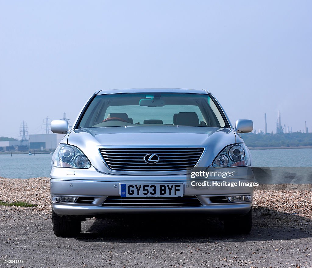 2004 Lexus LS430