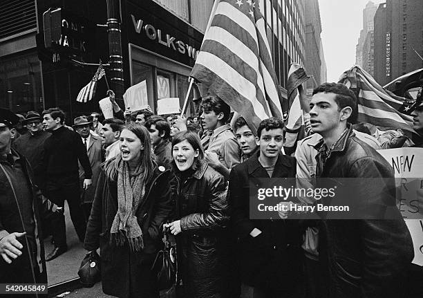Counter protesters show their support for the war during an anti-Vietnam War demonstration in New York City, USA, 1967.