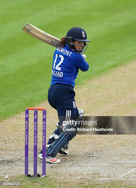 Tammy Beaumont of England hits a boundary during the second Women's Royal London ODI match between England and Pakistan at New Road on June 22, 2016...