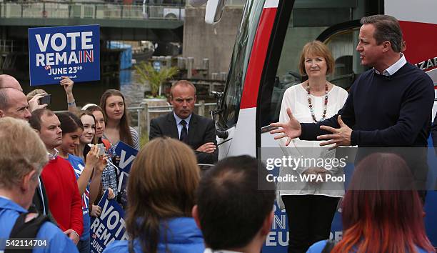 British Prime Minister David Cameron addresses pro-EU "Vote Remain" supporters during a rally on June 22, 2016 in Bristol, United Kingdom. The final...