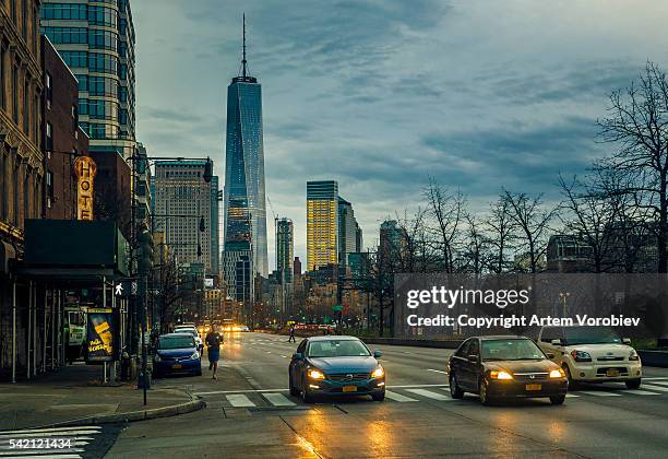 manhattan's west side near chelsea piers - joe dimaggio highway stock pictures, royalty-free photos & images