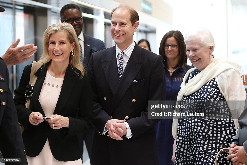 Prince Edward and Sophie in Toronto arrive from Airport abord UPX