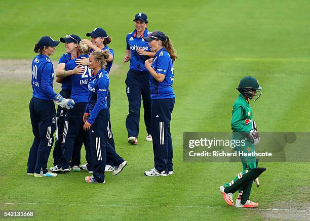 Katherine Brunt of England celebrates taking the wicket of Sidra Nawaz of Pakistan during the second Women's Royal London ODI match between England...