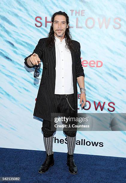 Actor Oscar Jaenada attends "The Shallows" World Premiere at the AMC Loews Lincoln Square 13 theater on June 21, 2016 in New York City.