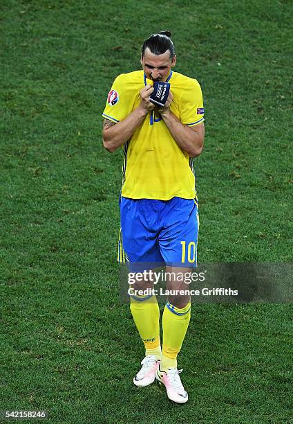 Dejected Zlatan Ibrahimovic of Sweden leaves the field after defeat in the UEFA EURO 2016 Group E match between Sweden and Belgium at Allianz Riviera...