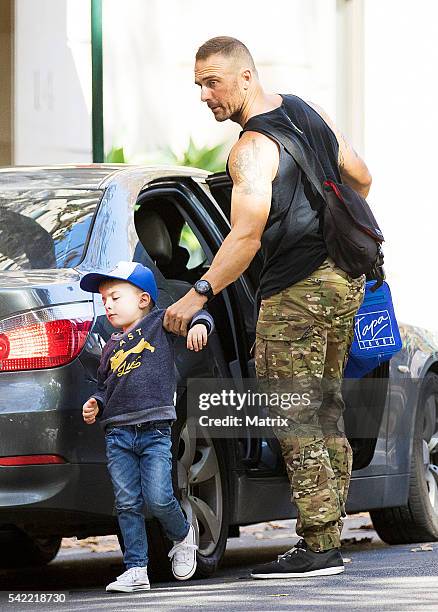 Commando Steve 79 Steve Commando Willis Sighting Stock Photos, High-Res Pictures, and ...