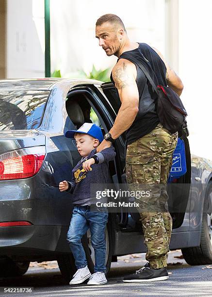 Commando Steve 79 Steve Commando Willis Sighting Stock Photos, High-Res Pictures, and ...