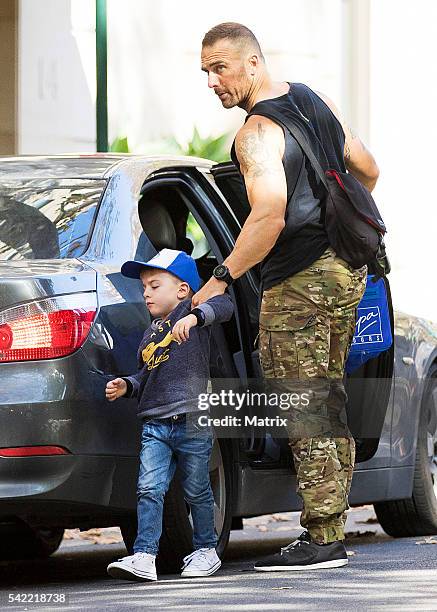 Commando Steve 79 Steve Commando Willis Sighting Stock Photos, High-Res Pictures, and ...