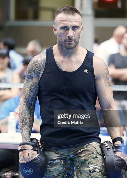 Commando Steve 79 Steve Commando Willis Sighting Stock Photos, High-Res Pictures, and ...