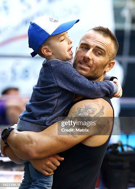 Commando Steve Steve Commando Willis Sighting Photos and Premium High Res Pictures ...