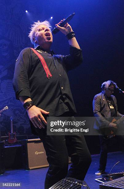 Dexter Holland and Kevin"Noodles"Wasserman of The Offspring performs on stage at Eventim Apollo on June 22, 2016 in London, England.