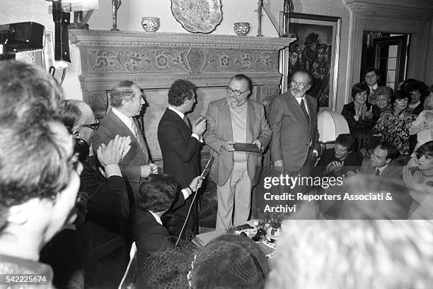 153 Carlo Leone Stock Photos, HighRes Pictures, and Images Getty Images