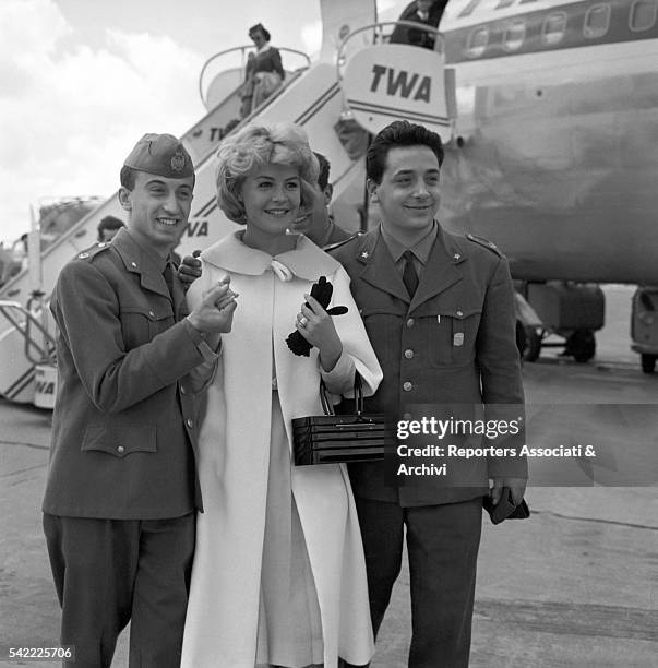 American actress Sandra Dee arriving in Campino airport. Ciampino, 1957